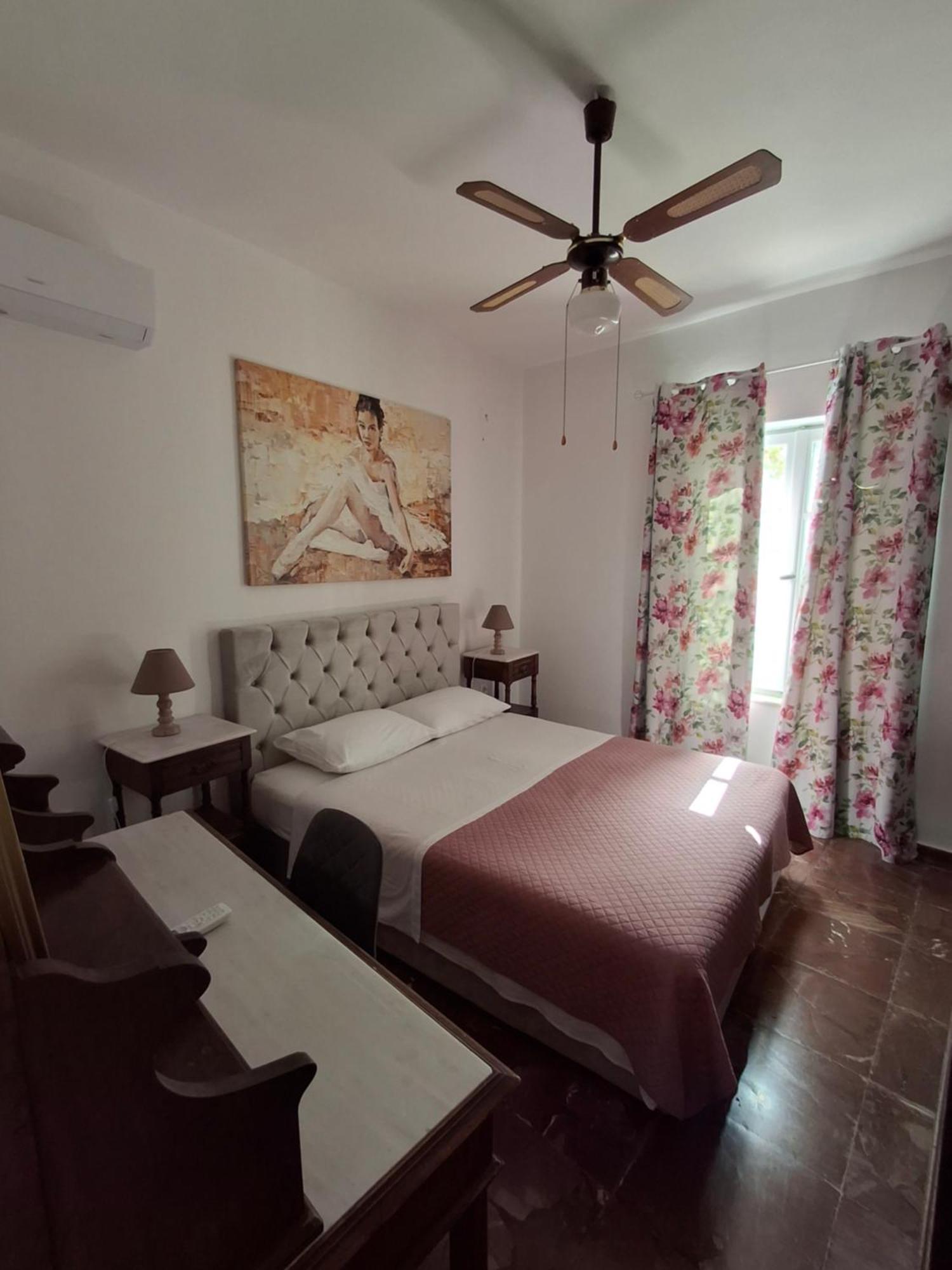Sunset View Apartment Hydra (Saronic Islands)